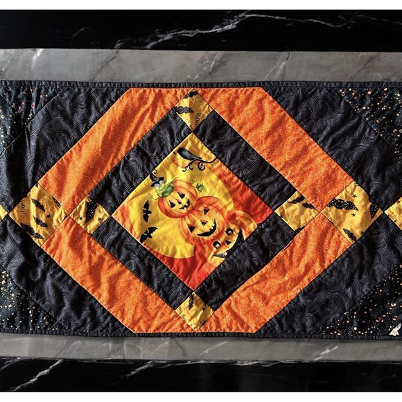 Handmade Other - Handmade Quilted‎ Table Runner Halloween-themed Pumpkins Candy Spooky 40"x15.5"